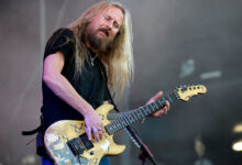 “I acted the way I did because a guitar that Eddie Van Halen gave me went missing for 18 years… I’m very happy to say I cried wolf” Jerry Cantrell on what really happened when his ‘Blue Dress’ G&L went missing last year