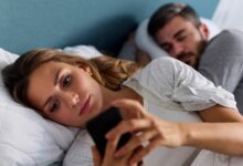 Sexplain It: My Girlfriend’s Doomscrolling Is Ruining Our Relationship