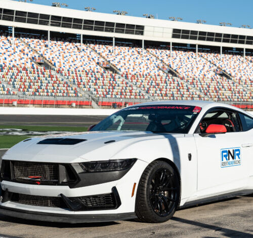 Driving the Ford Mustang Dark Horse R makes every other pony feel tame