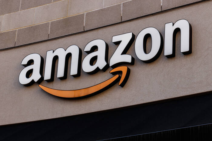 Nasdaq 100: Amazon Stock Drops 4% After Hours Despite Strong Q4 Earnings Beat