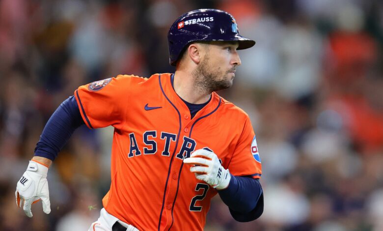 Alex Bregman to sign with Red Sox: Star third baseman agrees to three-year, $120 million deal, per report