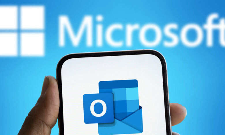 How to prevent forced installation of new Outlook on Windows 10 PCs