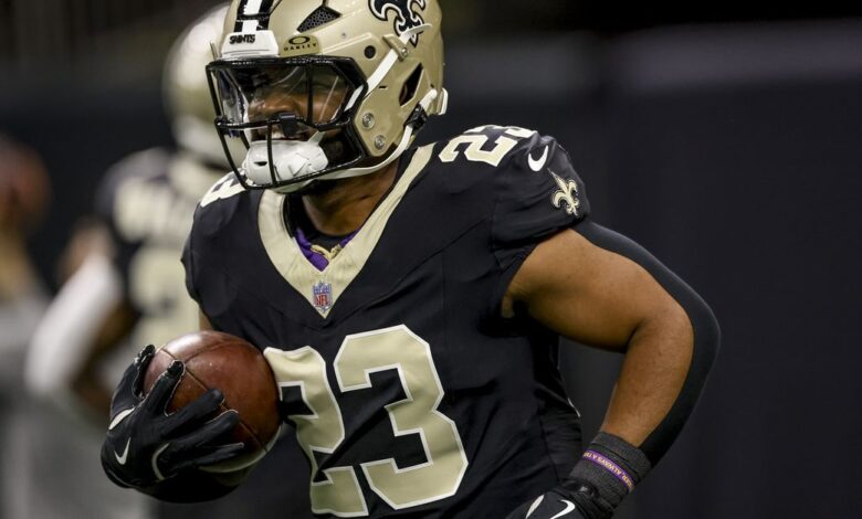 Saints re-sign RB Clyde Edwards-Helaire to one-year contract