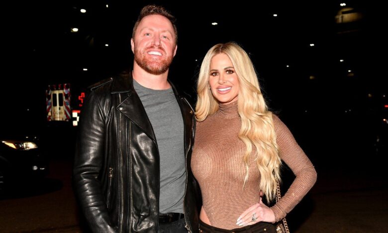 Kim Zolciak and Kroy Biermann Finally Sell Their Georgia Mansion for Less Than Half Their Original $6 Million Asking Price