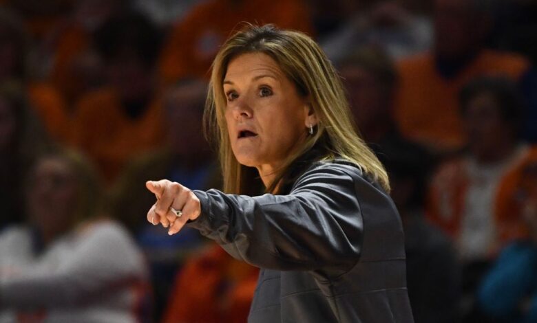 SEC women’s basketball team makes change at head coach. Who could get the job?