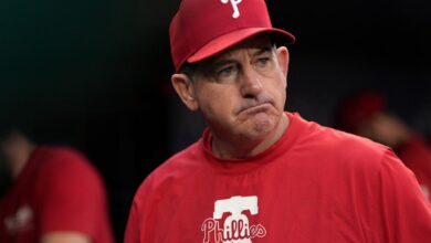 Phillies manager Rob Thomson’s in-game ESPN interview gets spectacularly awkward after Tigers hit 3 straight HRs