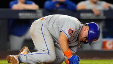 “Mets Are Falling Apart” – 23YO Catcher’s Injury Sparks Panic as Fans Brace for Brutal Downfall