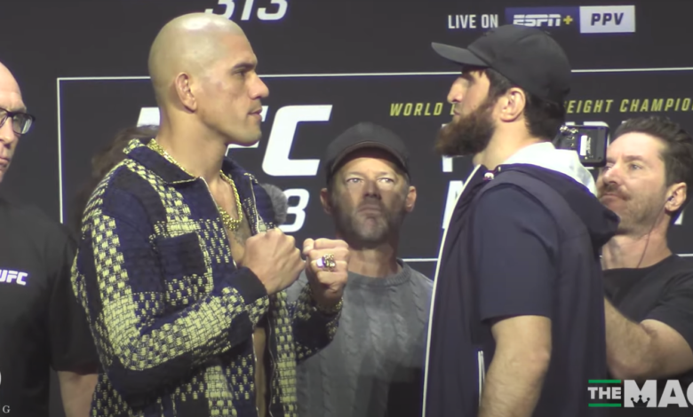 Cormier suggests UFC heavyweights would ‘walk through’ Alex Pereira