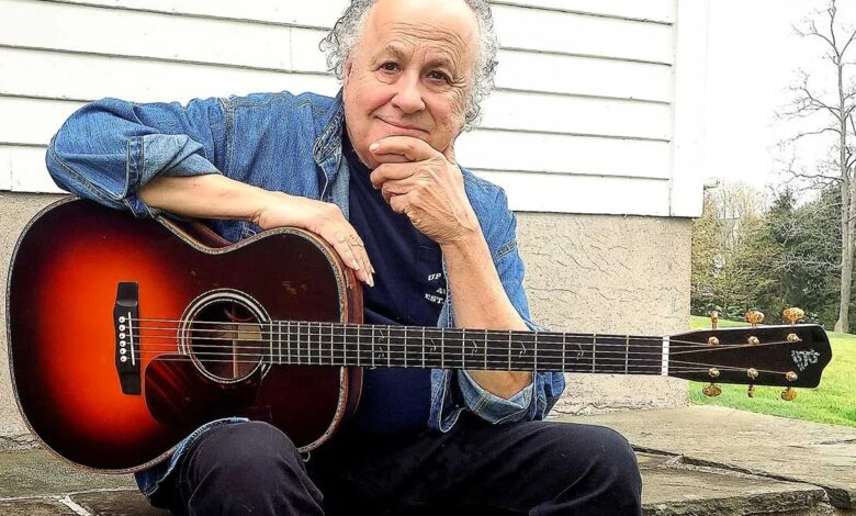 Guitar Talk: Arlen Roth Reflects on a Lifetime of Making and Teaching Music