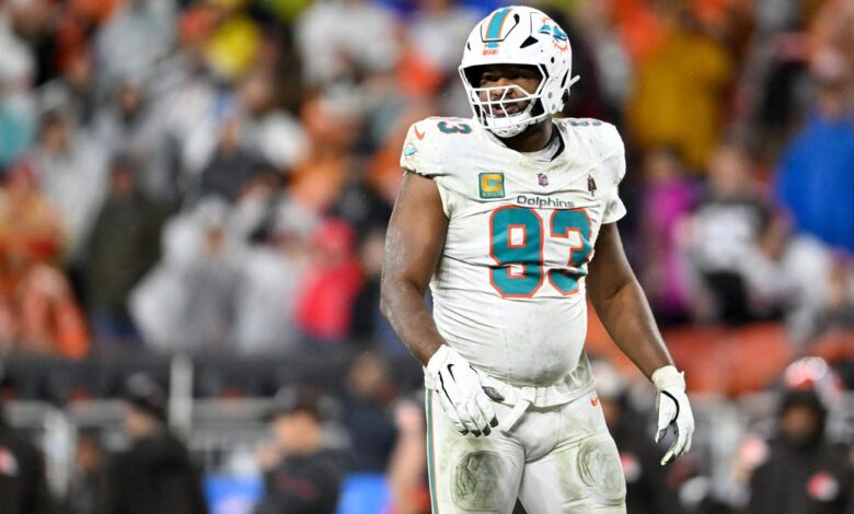 Calais Campbell is a veteran option the Cowboys should consider