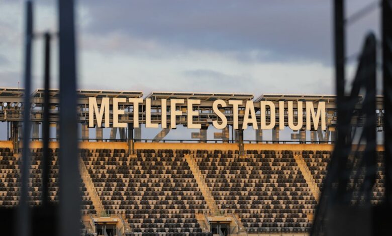 East Rutherford SX is a Day Race: Race Day Live Starts at 9:30 a.m. Eastern, Heats at 3 p.m. Eastern