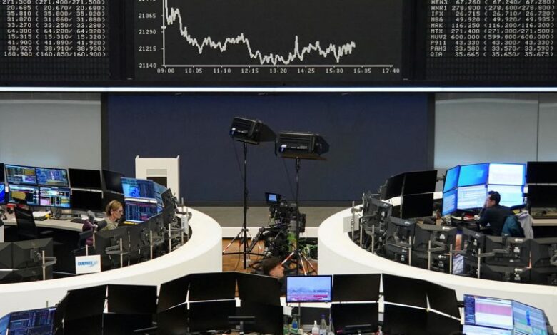 Morning Bid: Trying to contain US market contagion