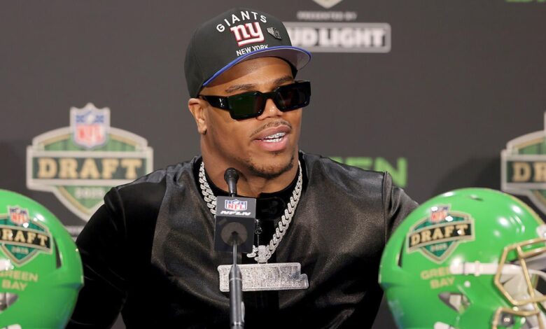 New York Giants draft picks, grades: NFL draft order, mock drafts, rumors as Abdul Carter goes No. 3 overall