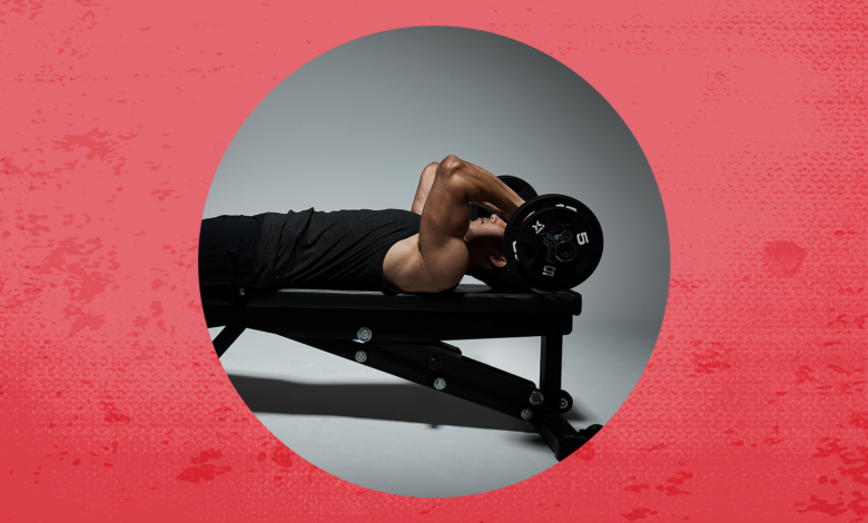 How to Do Skull Crushers With Perfect Form