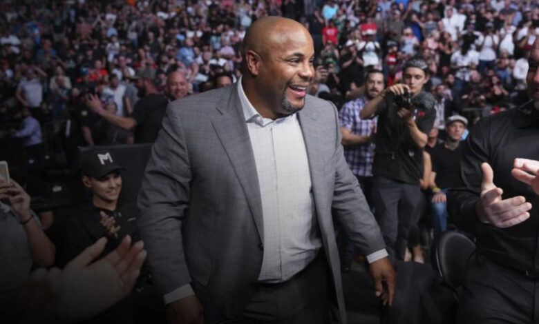 Daniel Cormier’s recent criticism of judging ‘made no sense,’ says UFC veteran