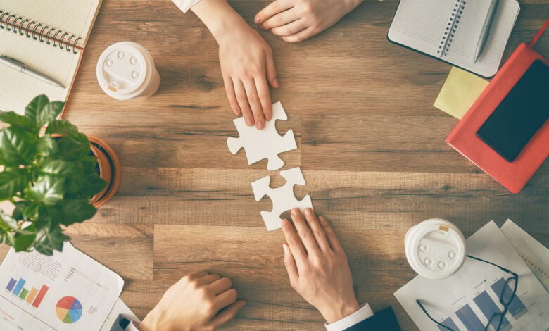 Maximize Profits: 18 Strategies for Post-Holiday Retail Success