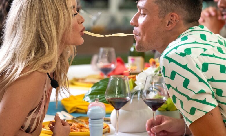 Bombshell Love Island Secrets: Beauty Routines, Condoms, Lunch & More