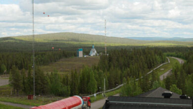 Rocket Report: Japan’s workhorse booster takes a bow; you can invest in SpaceX now