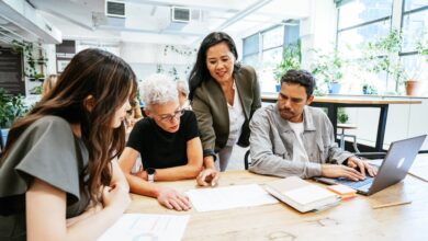 5 Generations, 1 Team — Heres How to Lead a Multigenerational Workforce