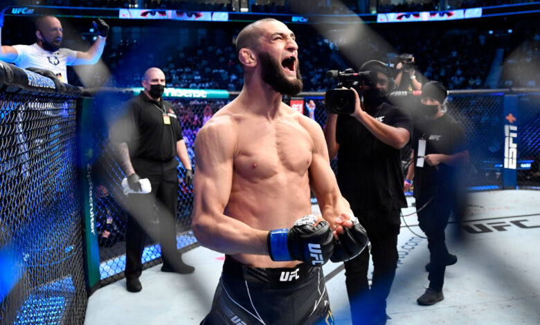 Former champ outlines Khamzat Chimaev’s path to victory against Dricus du Plessis