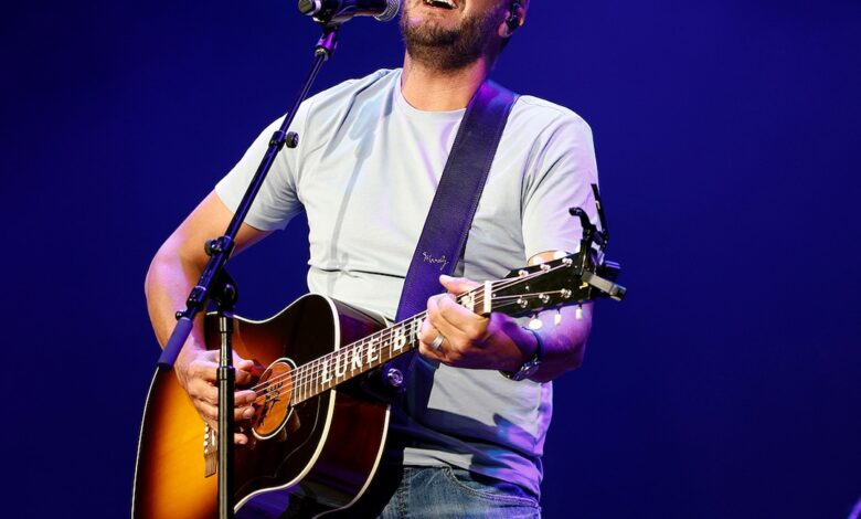 Luke Bryan Hit in Face by Object During North Dakota Concert