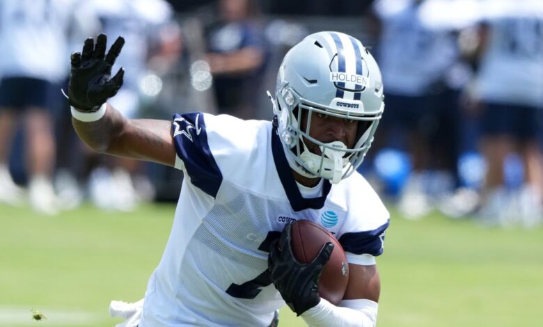 Cowboys training camp: Traeshon Holden does it again