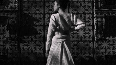 This Bride Wore Her Mom’s Custom Issey Miyake Wedding Look From the ’80s