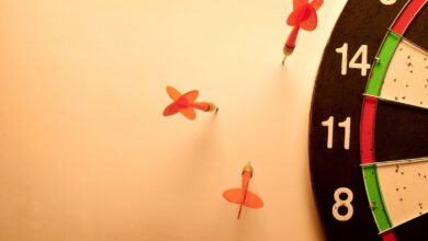 Dogecoin Sellers in Control as Monero Attacker Votes to Target DOGE; Bitcoin Below $116K