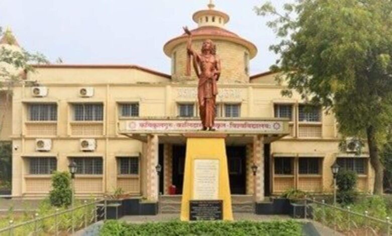 Uttar Pradesh tragedy: Kavikulguru Kalidas Sanskrit University VC, wife killed in road accident in Mau