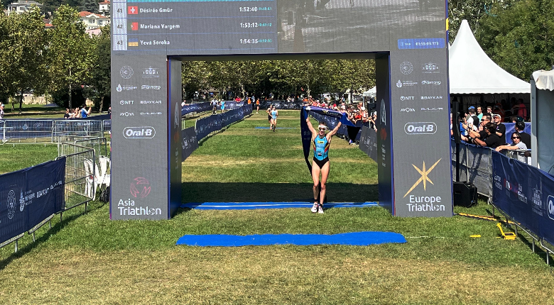 Jolien Vermeylen Strikes Gold at European Championships Standard Distance