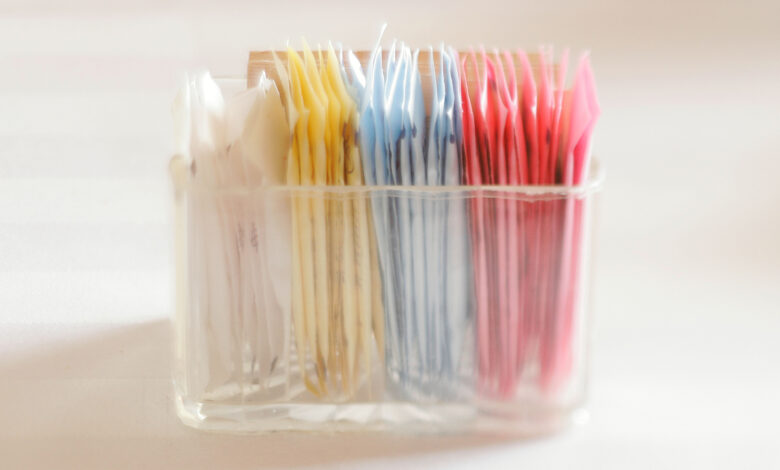 Midlife Brain Power Drops as Artificial Sweetener Use Rises