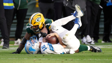 In Micah Parsons' first game since being dealt by the Cowboys, he and the Packers look scary