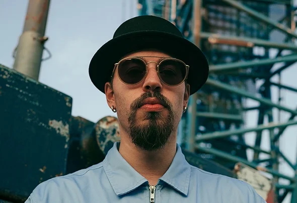 WIN! Austrian Electronic Music Master Demuja Hits Zhao Dai