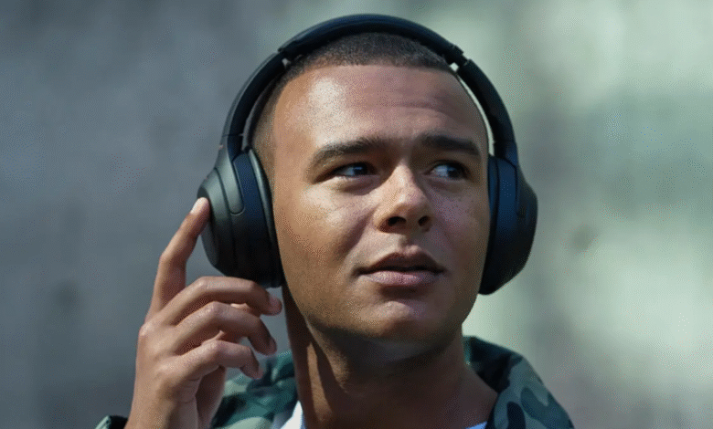 Sonys still-relevant WH-1000XM4 headphones are under $200