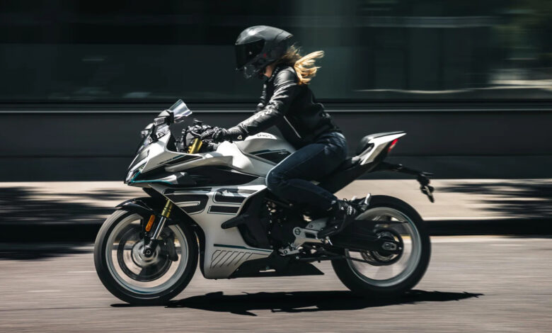 How Fast Is The CFMoto 450SS & How Much Horsepower Does It Have?