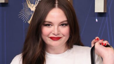 Meg Stalter Did the Bare Minimum on the Emmys Red Carpet—But for a Good Reason