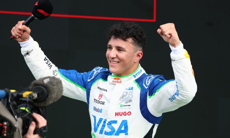 Hadjar informé de sa promotion chez Red Bull Racing en 2026