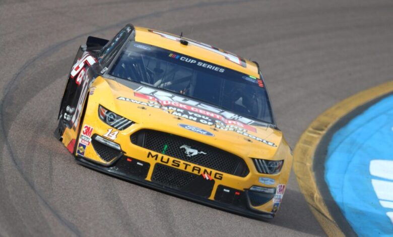 The Forgotten NASCAR Controversy That Shattered Clint Bowyer’s 2010 Title Run