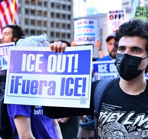 ICE wants to build a 24/7 social media surveillance team